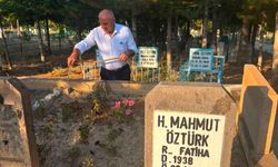 Kayseri’de örnek çalışma: Başkan Öztürk kabristanda temizlik yaptı!