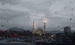 Kayseri güneş yüzü görmeyecek! Çok sert geliyor, perşembeye kadar sürecek
