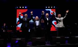 Kayseri’de gençlerle buluşan Büyükkılıç: Sizleri çok seviyoruz