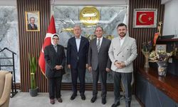 Hulusi Akar ve Ayşe Böhürler’den Kızılay Kayseri’nin yeni başkanına ziyaret!