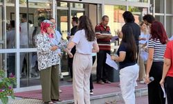 Kamuda çalışmak isteyen 1 milyon aday için sınav başladı!