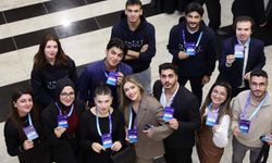ÜNİDES üniversite öğrencilerine 135 bin TL destek verecek