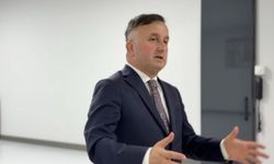Kayseri İl Milli Eğitim Müdürü Coşkun Esen uyum haftasında öğrencileri yalnız bırakmadı!