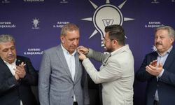 CHP’de istifa, AK Parti’de rozet! Mahir Ağca saf değiştirdi