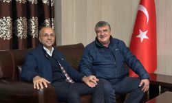Aşkın Genç, eski Kayseri Milletvekili Osman Çilsal ile bir araya geldi