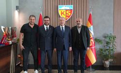 Hüseyin Okandan ve Hulusi Akar'dan Kayserispor ziyareti