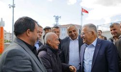 Büyükkılıç'tan Pınarbaşı ve Sarız çıkarması: Siyasi kanaatinize bakmadan bağrımıza basıyoruz!