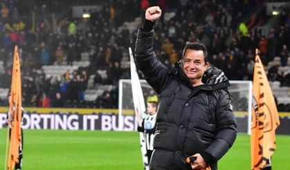Acun Ilıcalı’dan kendi futbolcusu hakkında: Fenerbahçe’de olsa 25 golü geçer”