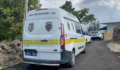 Kayseri’de üzerine kaya parçaları düşen 3 yaşındaki çocuk hayatını kaybetti