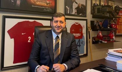 Baki Ersoy 15 yaşındaki halini paylaştı! İşte 30 yıllık değişimi