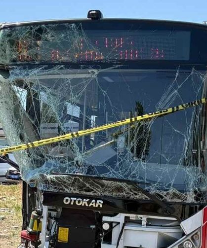 Başkentte EGO otobüsü kaza yaptı: 1 ölü 9 yaralı