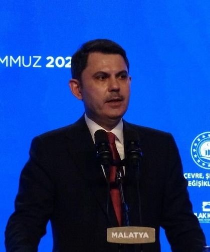 Bakan Kurum: “Deprem bölgesinden ayrılmayacağız”
