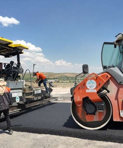 Kayseri Büyükşehir’den İncesu’ya 10,5 milyonluk asfalt dökümü