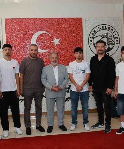 Kayserispor’a Talas Belediyespor’un yetenekli gençlerini kaptı! 9 yeni transfer
