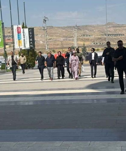 Gambiya First Lady’si Kayseri’de alışveriş yaptı