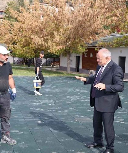 Yahyalı’da 2 bölgede çalışma: Esat Öztürk projeleri yerinde denetledi!