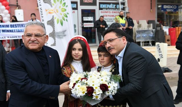 Başkan Büyükkılıç ile Vali Çiçek'ten Sarıoğlan'a Yatırım Çıkarması