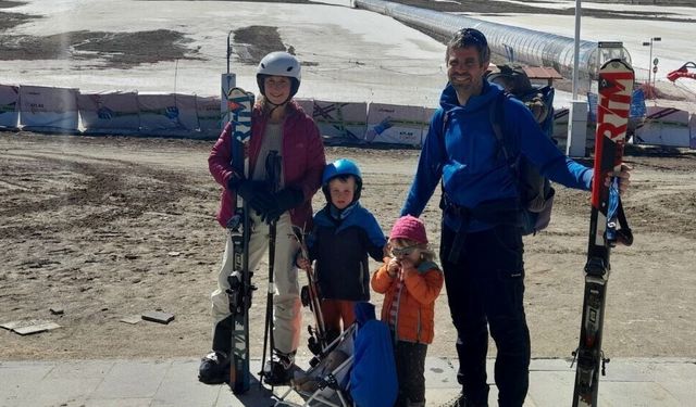 İsviçreli Aile, Karavanla Geldikleri Erciyes'e Hayran Kaldı