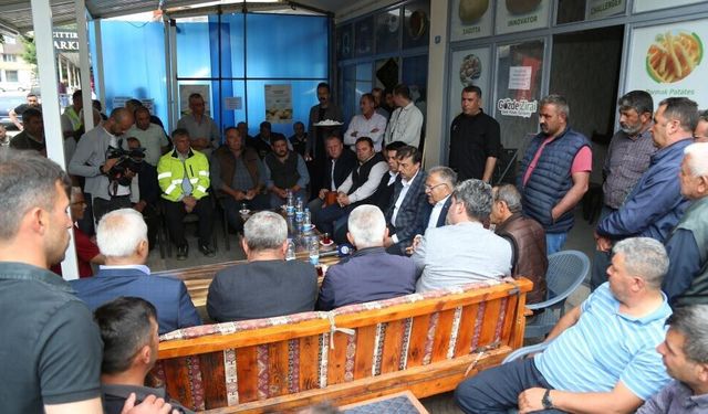 Başkan Büyükkılıç Yeşilhisar'da Su Taşkınlarının Verdiği Hasarı Yerinde İnceledi