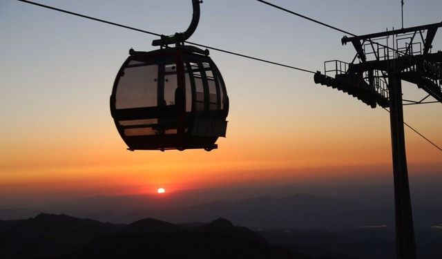 Erciyes'te Gün Batımı Mest Etti