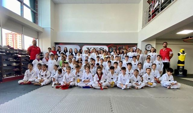 Geleceğin Şampiyonları Kuşak Atladı