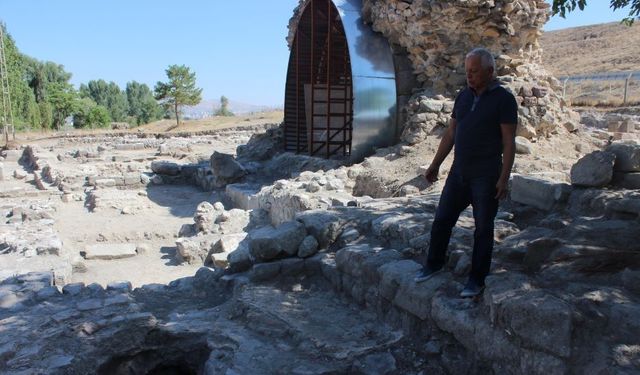 8 Asırlık Keykubadiye Sarayı’ndaki Hamam Gün Yüzüne Çıktı