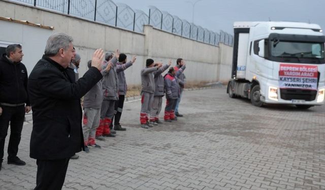 Kayseri Deprem Koordinasyon Merkezi’nin yardım eli Malatya’ya uzandı