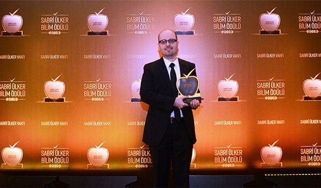 Sabri Ülker Bilim Ödülü kazananı Doç. Dr. Tamer Önder oldu