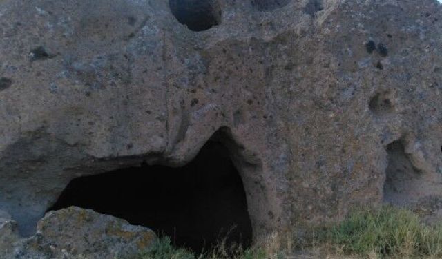 Şahmelik köyündeki 7 katlı tarihi mağara ziyaretçileri bekliyor 