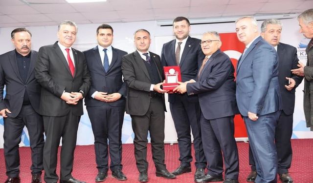 Başkan Büyükkılıç, Muhtarlar Toplantısına Sarız İle Devam Etti
