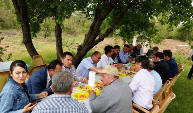 Sarıoğlan'da KOSGEB Kursiyerlerinden 'Teşekkür Yemeği' 