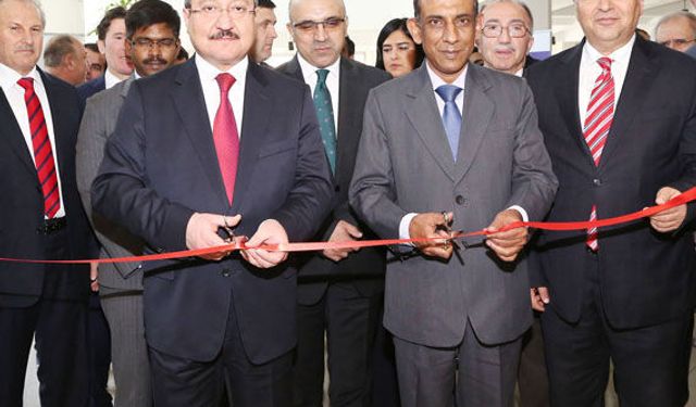 ERÜ’de Hint Mimarisi Sergisi Açıldı