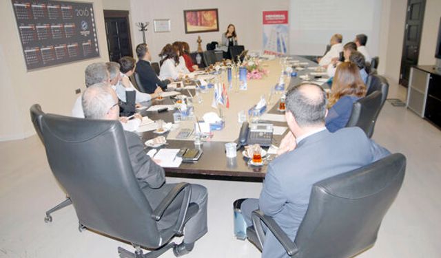 Beslenme Konusunda Çocuklara Israrcı Olmayın