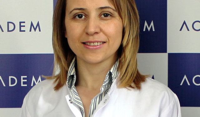 Her Sivilcenin Sebebi Ergenlik Değil!