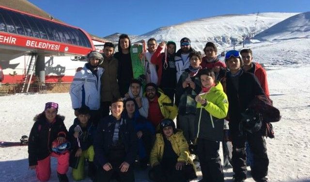 Develi Belediye Spor Kayak Kulübünden büyük başarı 