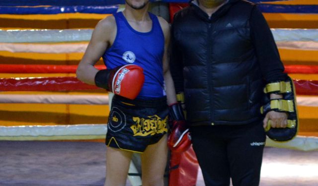 Muay Thai ve Kick Boksta dünya 3'üncüsü genç, kaynak ustası oldu