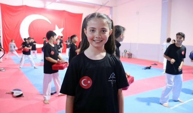 9 yaşındaki kız hobi olarak başladığı taekwondoda Kayseri şampiyonu oldu!
