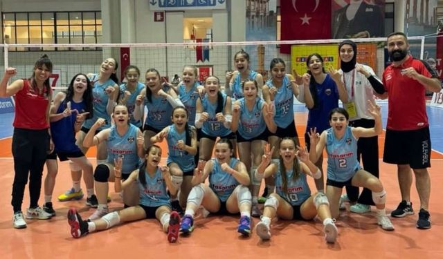 Kayseri Voleybol Kulübü, Türkiye Şampiyonası finallerine hızlı başladı