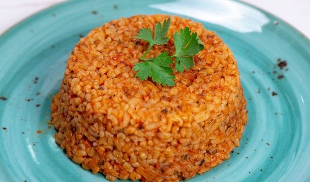Bulgur pilavı yeniden yorumlanıyor! Diyet bozmaz, aksine şifa olur!