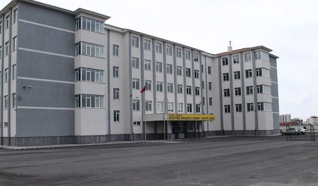 Kayseri eğitim camiasına acı haber! Turhan Öğretmen hayatını kaybetti