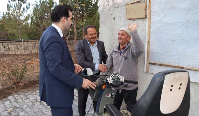 Tomarza Kaymakamı Selim Eser'den Dünya Engelliler Günü'nde anlamlı ziyaret