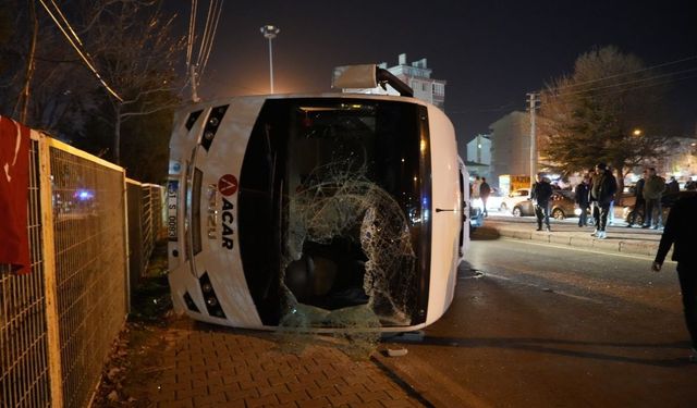 Niğde’de işçi servisi kazası! 11 yaralı