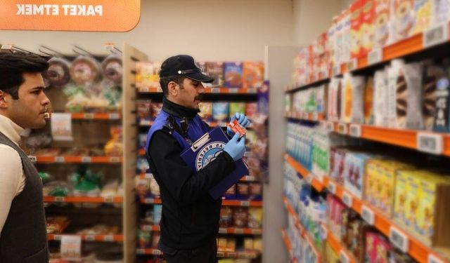 Talas Belediyesi’nden sıkı gıda denetimi! Ürünlere el konuldu