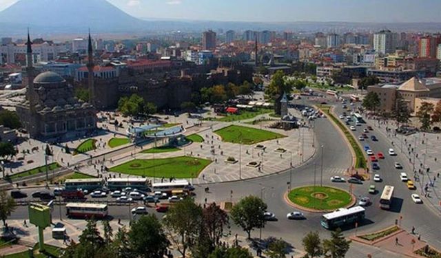 Melikgazi’de eğitime 17,5 milyon TL’lik hayırsever desteği sağlandı!