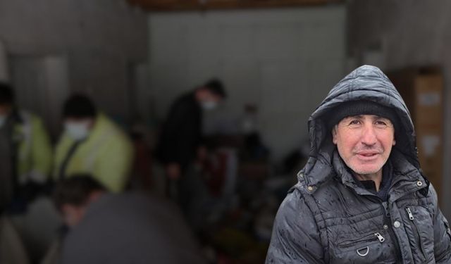 Eve giren ekipler şaşkına döndü: Evinde tonlarca biriktirmiş