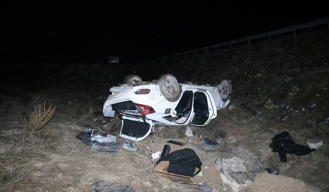 Kayseri yolunda korkunç kaza: Kontrolden çıkan araç şarampole uçtu!