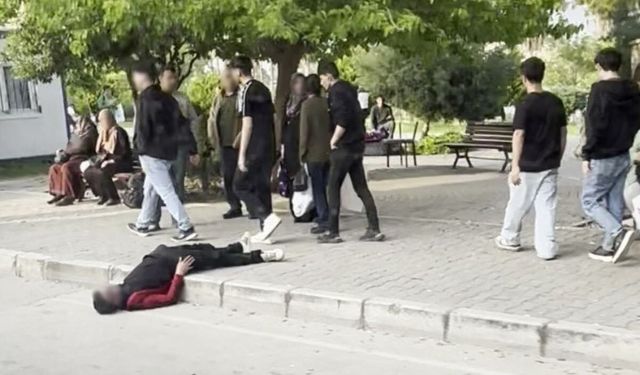 Madde bağımlısı sokakta uyuyakaldı