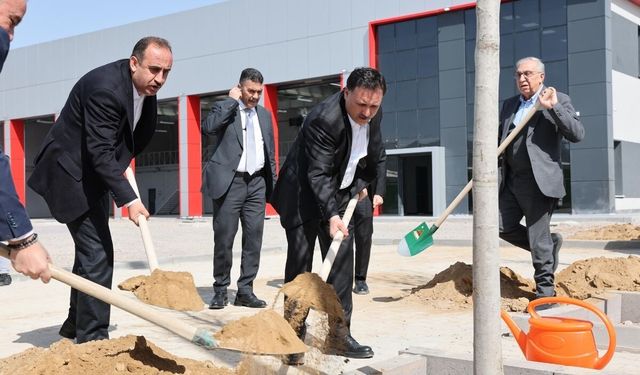 Kayseri Valisi Gökmen Çiçek İncesu OSB’YE ziyarette bulundu