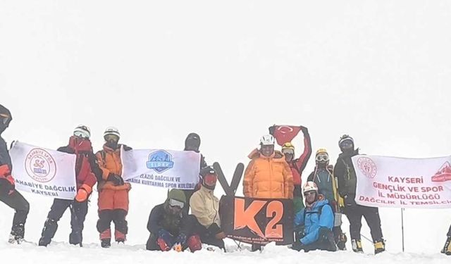 Kayseri’de 23 Nisan coşkusu zirveye taşındı