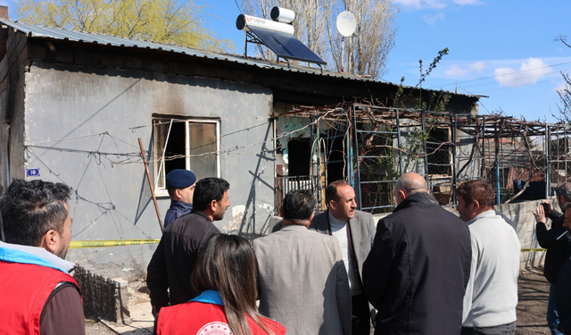 Kayseri’de müstakil evde yangın: Kaymakam ve belediye başkanından aileye ziyaret!